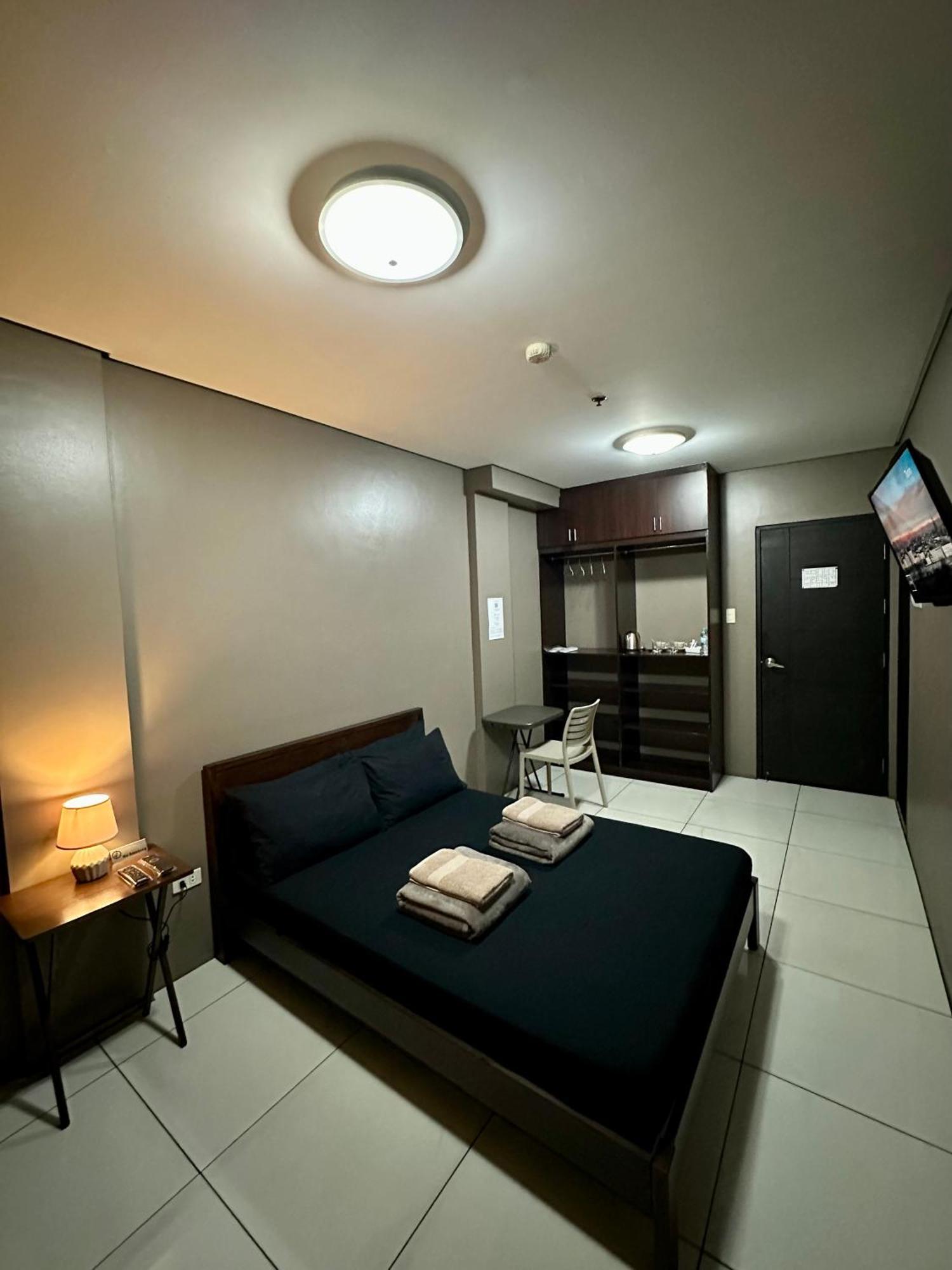 Hotel De Avenida, Makati